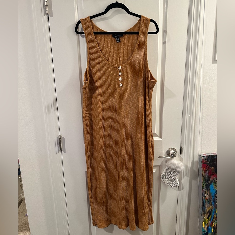 Forever 21+ Ribbed Knit Sleeveless Midi Dress in Burnt Orange with Seashells